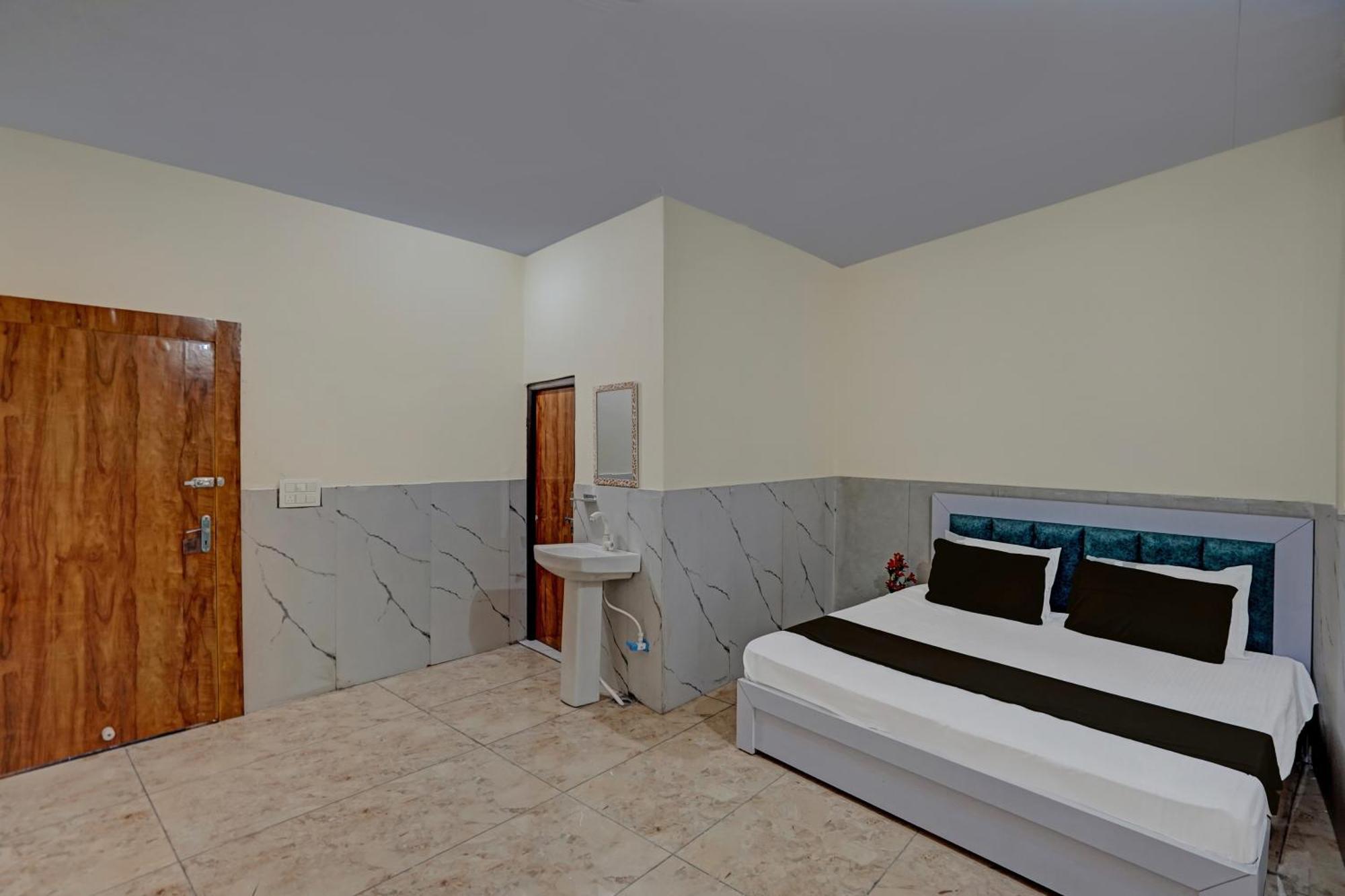 נוידה Hotel O Abhinav Hotel מראה חיצוני תמונה