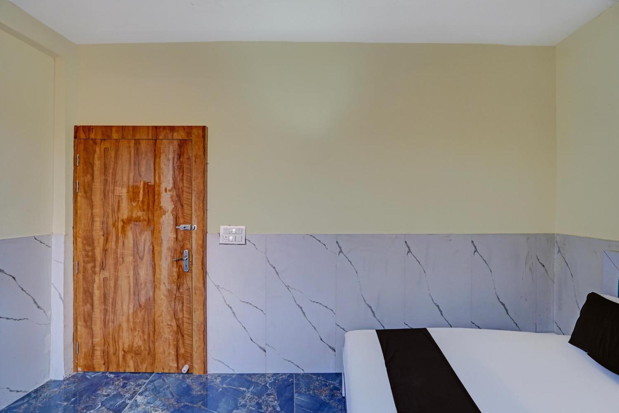 נוידה Hotel O Abhinav Hotel מראה חיצוני תמונה